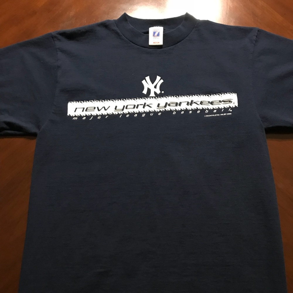 COPY - Vintage 2000 New York Yankees MLB Shirt Size M